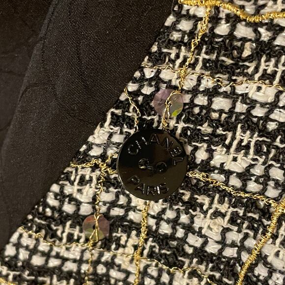 Chanel 05 Black White Plaid Tweed Sequin Jacket FR 40 | Gold Buttons Blazer Rare - Picture 14 of 16